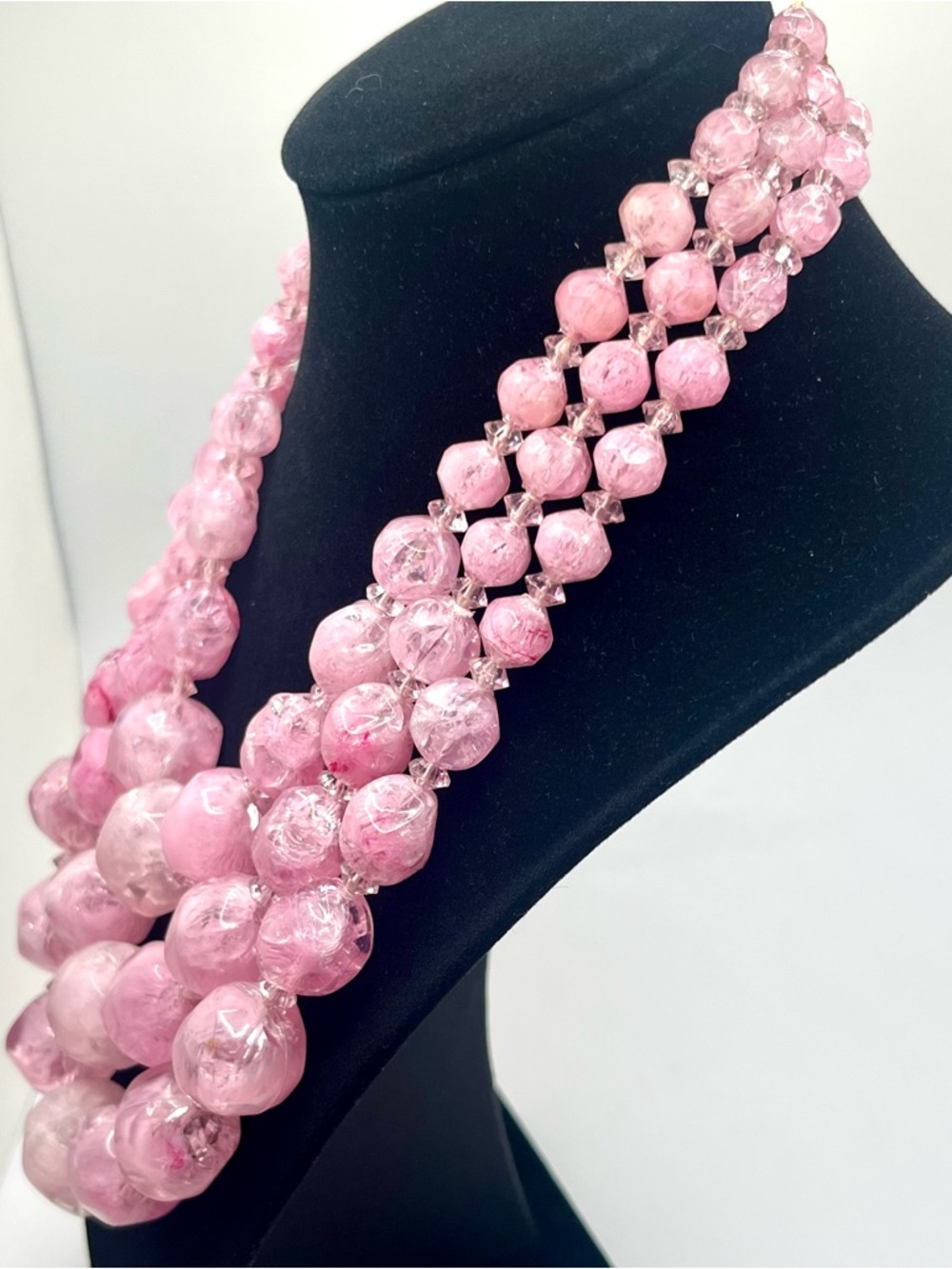 Vintage Carnegie Pink Glass Bead Necklace 3 Strand Chunky Signed Statement - Picture 5 of 8